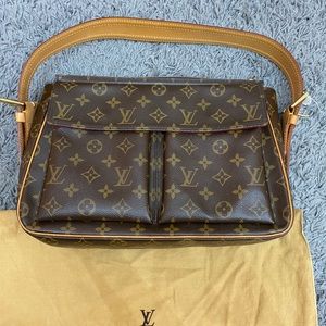 🔴SOLD🔴 Louis Vuitton Viva Cite GM